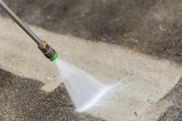 parking lot pressure washing in fullerton